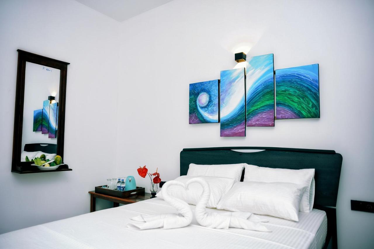 Aurum Boutique Hotell Negombo Exteriör bild